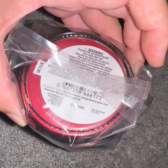 BBW Vampire 🧛🏻♀️ Blood🩸 Single Wick Candle 7 oz. NEW.Wrapped - Picture 3 of 3